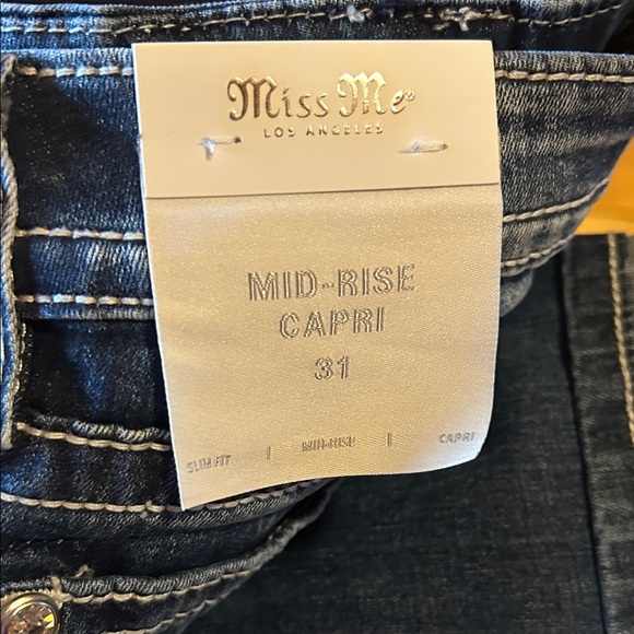 Miss Me Faded Blue Capri Jeans - Picture 12 of 12